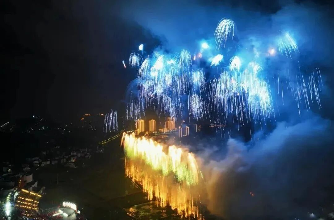 承包全球1/4的浪漫！闻名遐迩的"花炮故里"何以惊艳世界1400年？