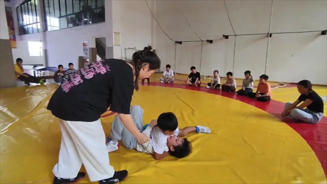 【迎接省运会 当好东道主】摔跤吧，萍乡少年！
